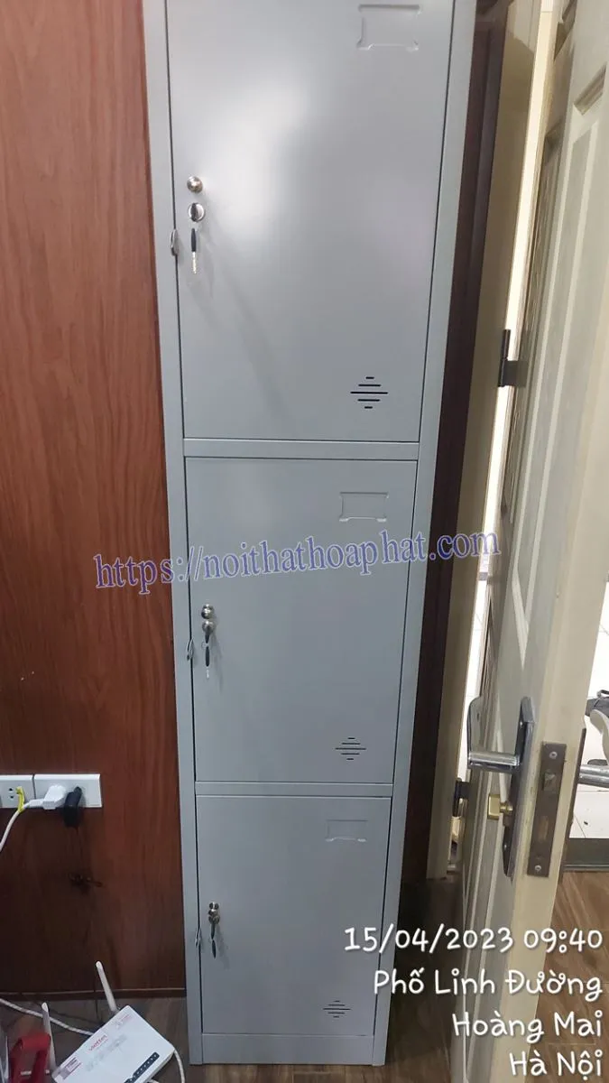 Tủ locker 3 ngăn TU983