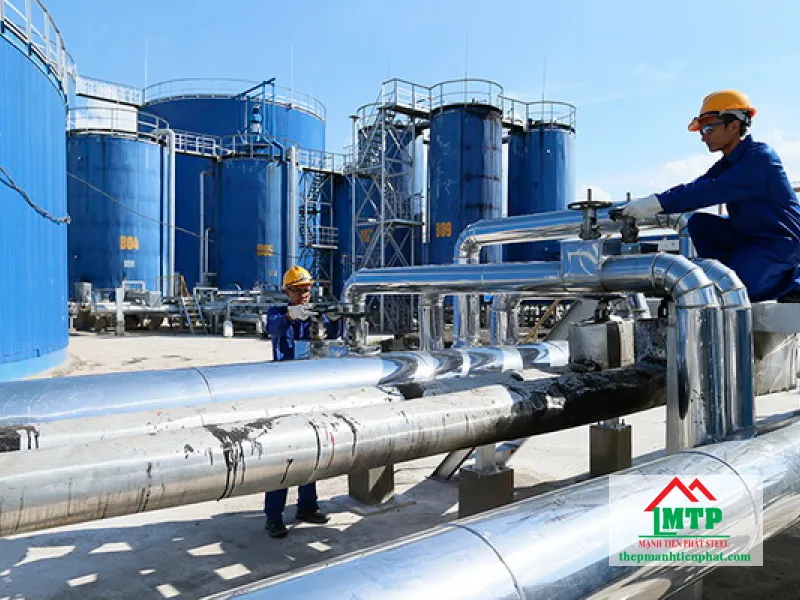 Thép ống mạ kẽm Hòa Phát dùng làm đường ống nước công nghiệp