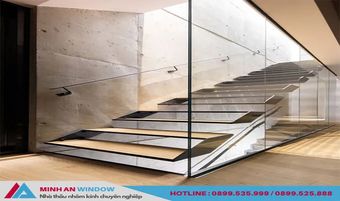 Mẫu Vách ngăn cầu thang kính cường lực cao cấp chất lượng nầm 2026