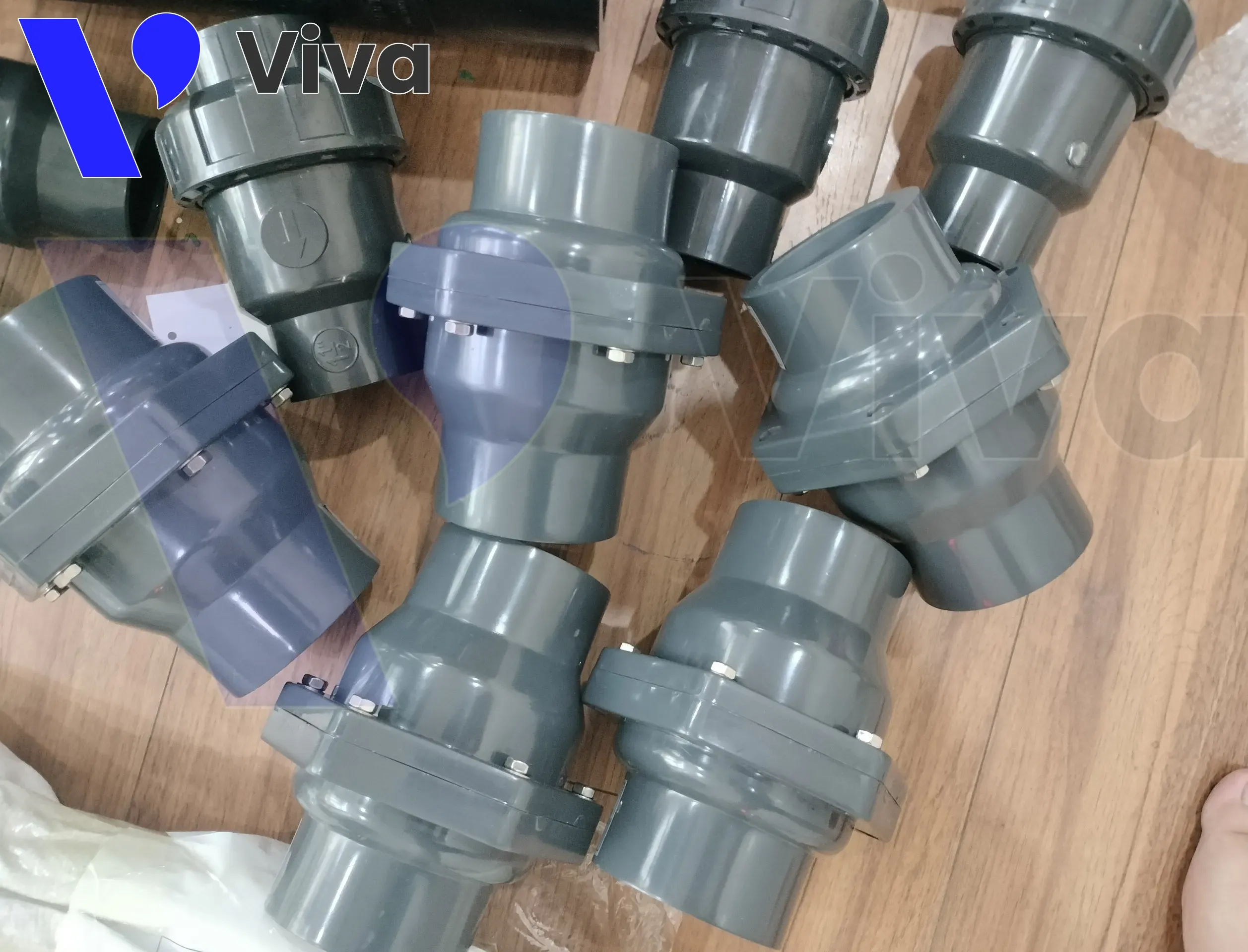 Van 1 chiều nhựa lá lật dán keo UPVC