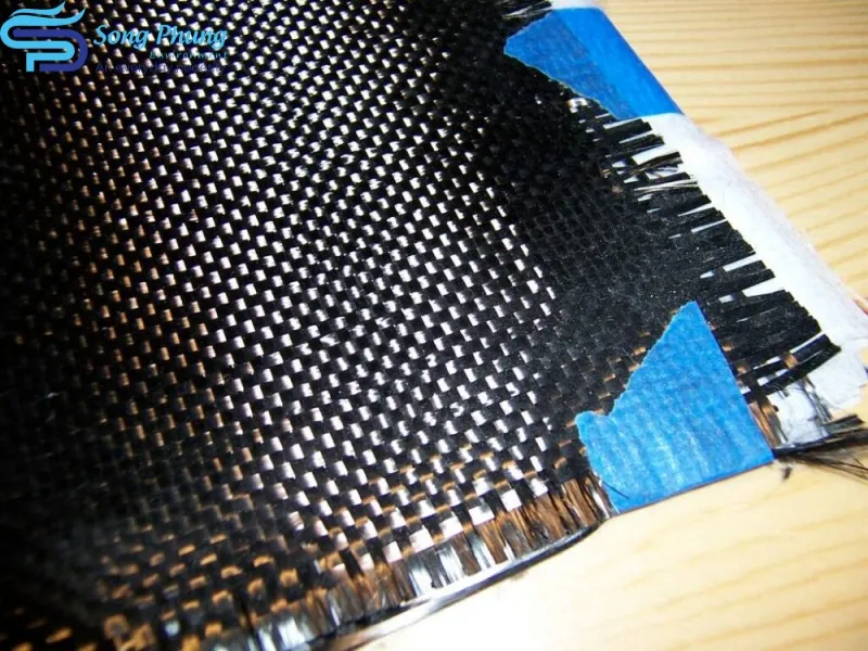 Nhược điểm của vật liệu composite