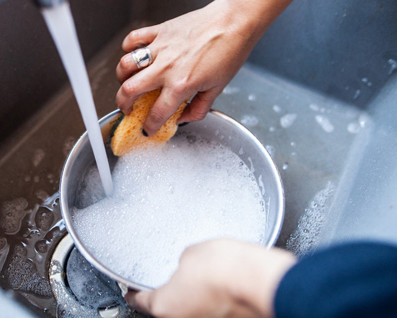 Cách Sử Dụng Và Vệ Sinh Nồi Inox Lần Đầu Đúng Cách