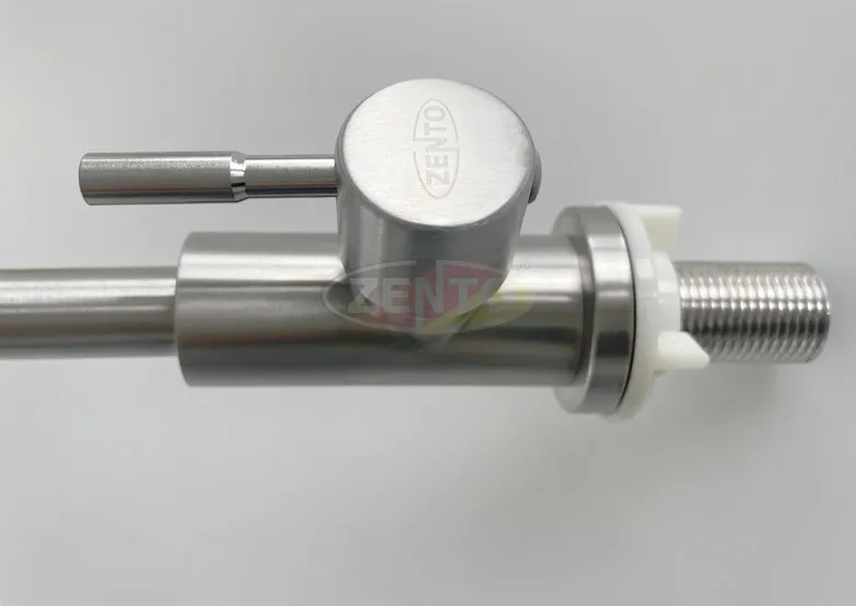 Các bộ phận của vòi nước được gia công sắc sảo đến từng chi tiết nhỏ