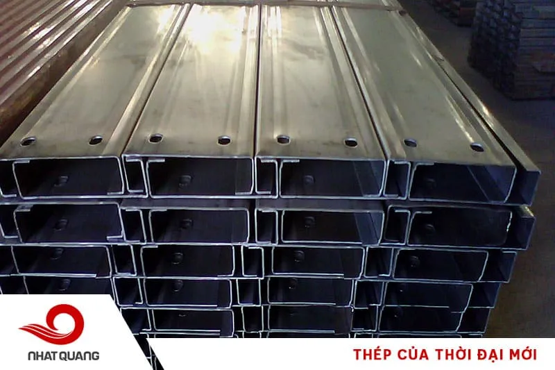 Xà gồ thép chữ C