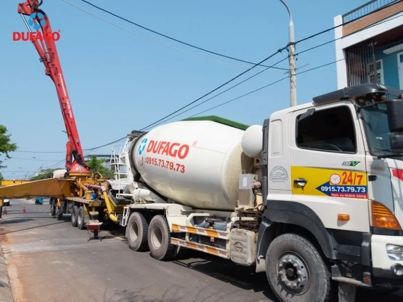 Xe trộn bê tông thủy lực