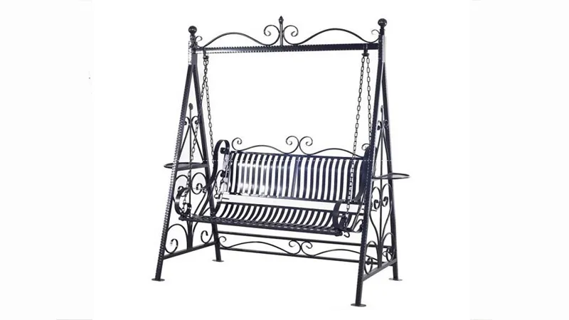 Xích đu inox với thiết kế tinh xảo