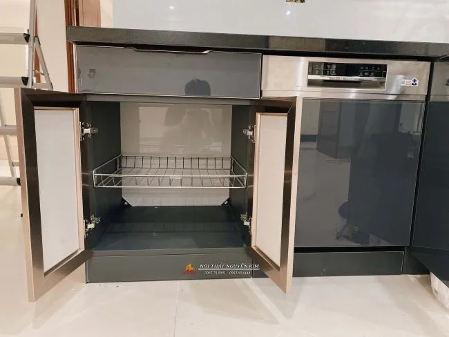 Thùng tủ inox 304 sơn tĩnh điện