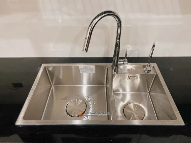 Chậu rửa hai hố lệch inox 304