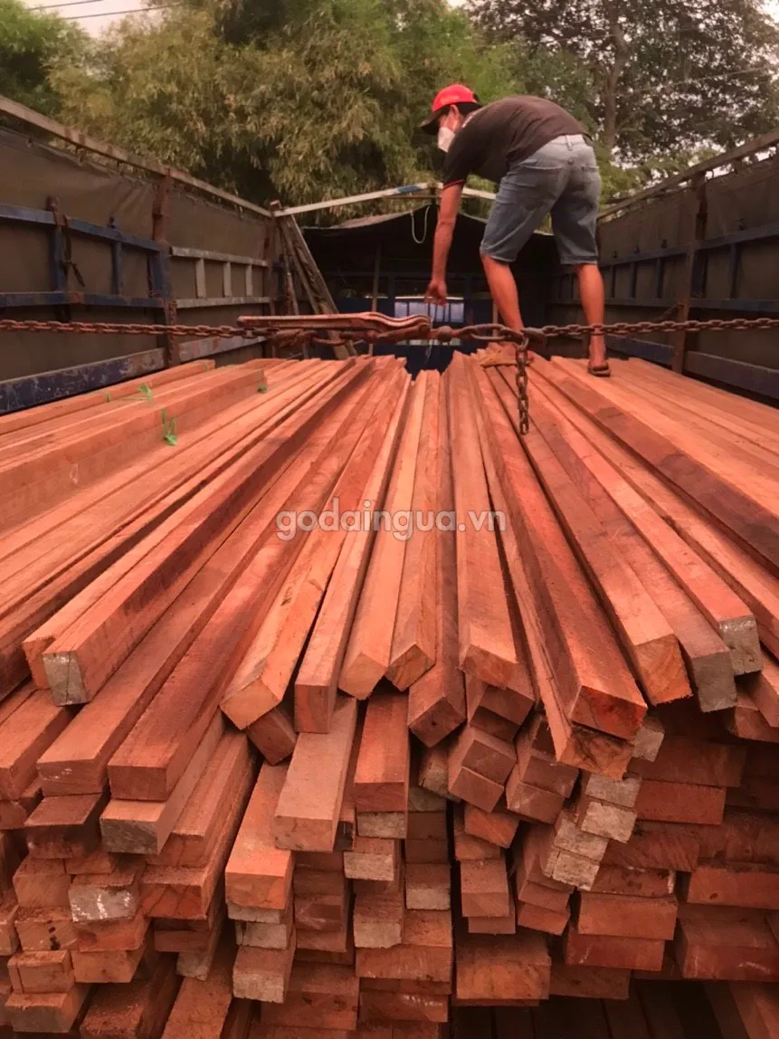 xà gồ gỗ là gì