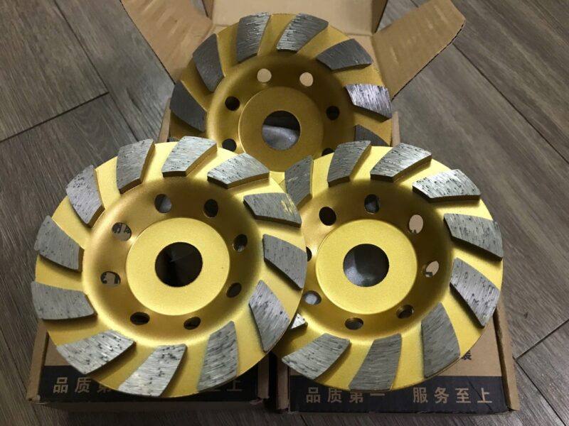 Đĩa Mài Nền Bê Tông Cup Wheel: Giải Pháp Hiệu Quả Cho Sàn Nhà Bạn