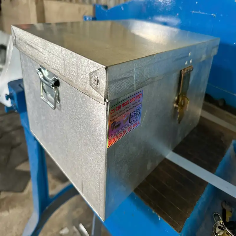 Khám Phá Tủ Sắt Mini Đựng Tiền: Giải Pháp An Toàn và Tiện Lợi Cho Mọi Gia Đình