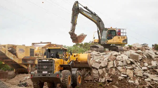 Vận chuyển xà bần tại Quận 1 sạch sẽ và đúng tiến độ