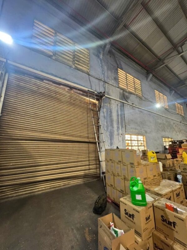 Dịch Vụ Sửa Cửa Sắt Tại Nhà TPHCM Uy Tín & Chuyên Nghiệp